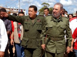 Fidel Castro recorre junto al Presidente de Venezuela Hugo Chávez la comunidad Simón Bolívar del municipio Sandino en Pinar del Río, durante la edición 231 del programa “Aló, Presidente”