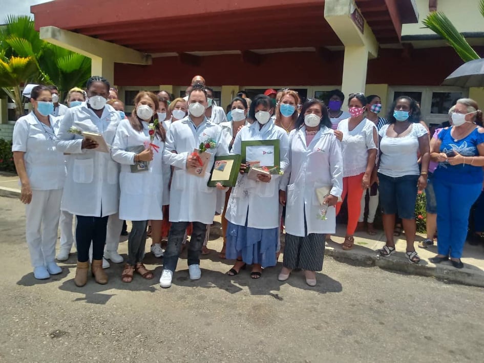 Health Professionals Coming from Mexico Were Received in Mayabeque