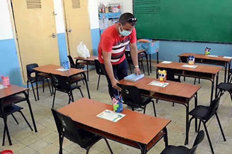 Cuban Schools Finalize Measures to Restart Academic Year