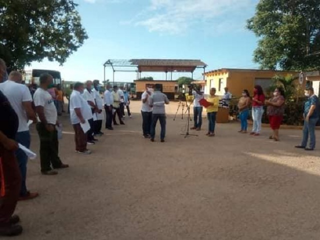 Trabajadores del sector del transporte en Melena del Sur.