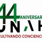 University students dedicate a song to Mayabeque's high school house.