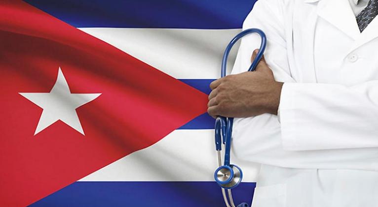 Regresa a Cuba brigada médica que enfrentó Covid-19 en Dominica.