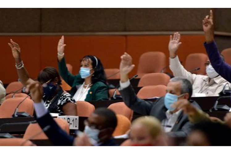 Los diputados a la Asamblea Nacional del Poder Popular de Cuba aprobaron hoy la Ley del servicio exterior. Foto: Prensa Latina