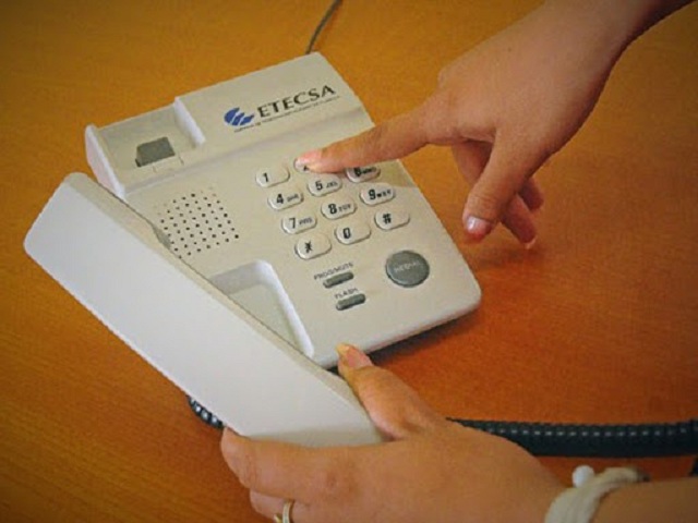 ETECSA enables useful telephone numbers before tropical storm Eta passes through Cuba.