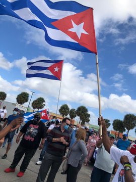 Miguel Díaz-Canel, calificó este lunes de emigrados dignos a los cubanos que recorrieron en caravana siete ciudades de Estados Unidos y Canadá