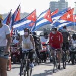 Jóvenes apoyan acciones en diferentes partes del mundo contra el bloqueo (Galería)