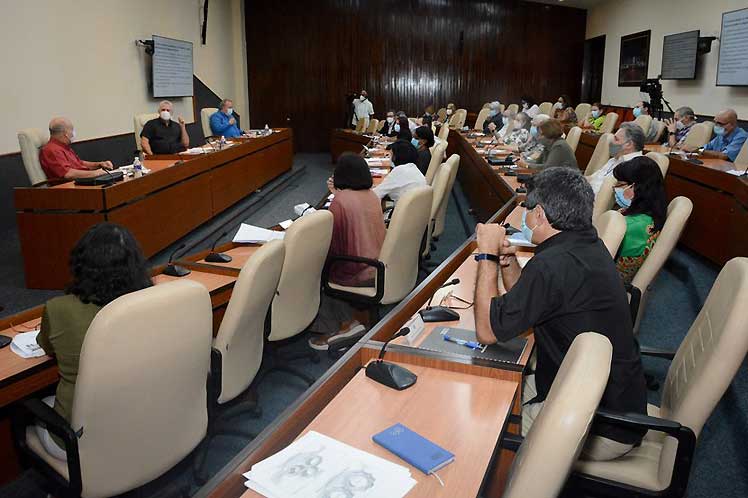 El grupo temporal de trabajo para el control del coronavirus SARS-CoV-2. Foto: Prensa Latina