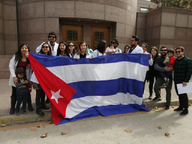 Chilean doctors reaffirm solidarity with Cuba.