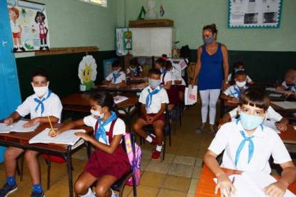 Se preparan centros educacionales de Bejucal para el reinicio del curso 2021.