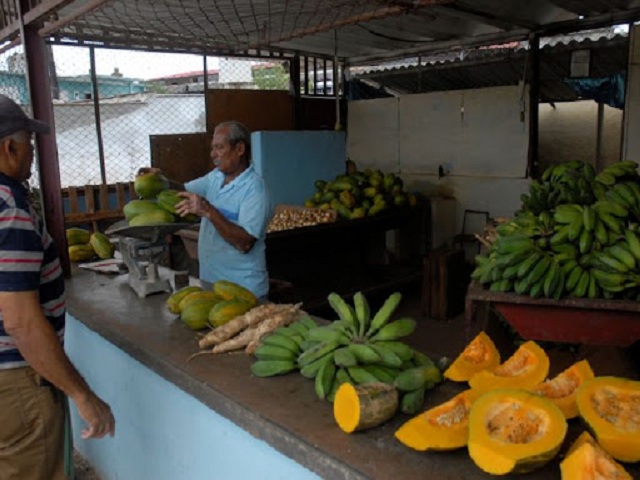 Greater quantity of viands for the residents of Melena del Sur.