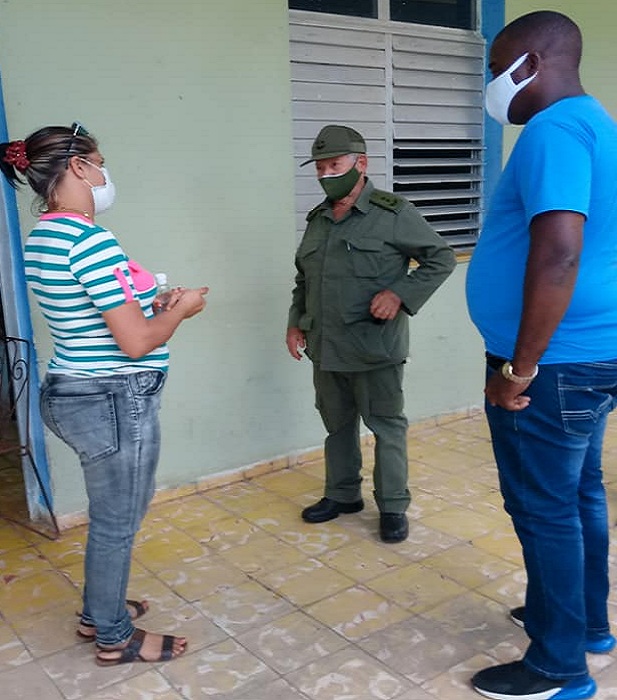 Pardo Guerra llamó a redoblar los esfuerzos en función de la disciplina ciudadana y familiar.