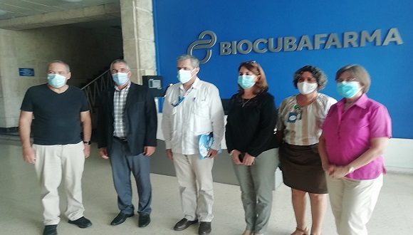 Representantes de BioCubaFarma y OPS/OMS intercambian reconocimiento de vacunas cubanas anti Covid-19.