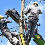 Labores de mantenimiento en circuitos eléctricos.