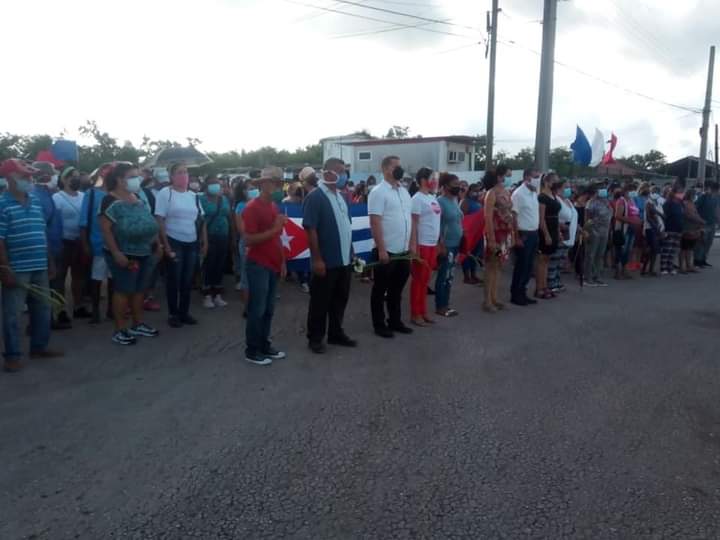 Homenaje en Batabanó a Camilo Cienfuegos por el aniversario 62 de su desaparición física.