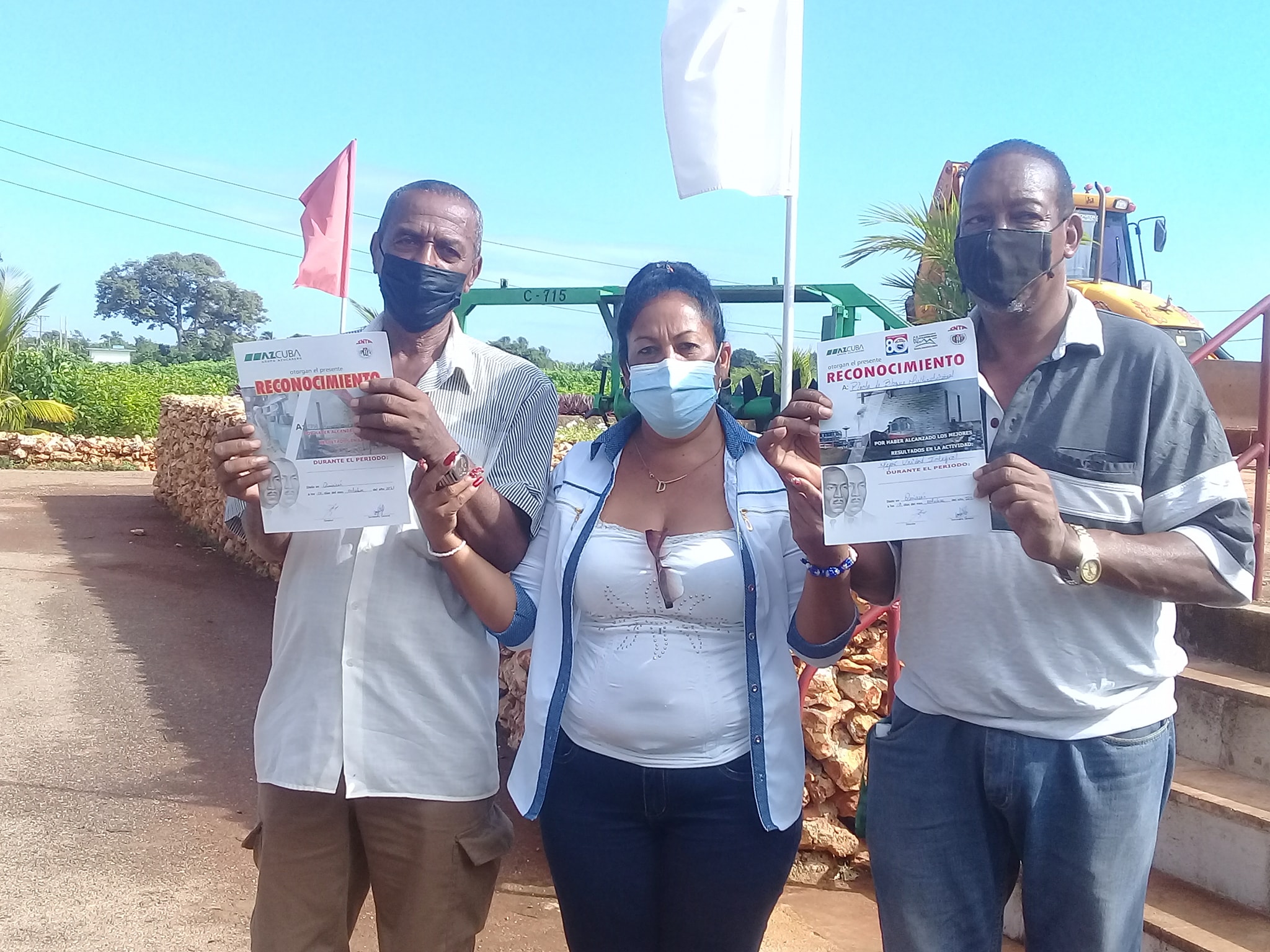 Mayabeque workers with relevant experience in the sugar sector are distinguished.
