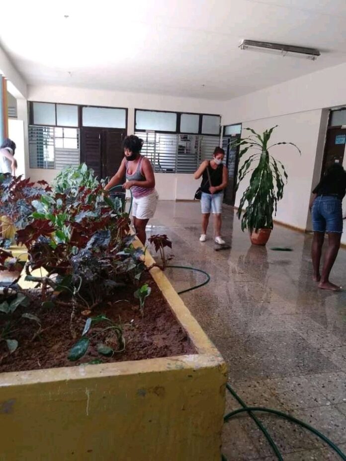 Children’s Day Care Center Renovadores de Sueños will reopen its doors.