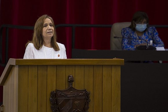 Vicepresidenta de la Asamblea Nacional, Ana María Mari Machado.