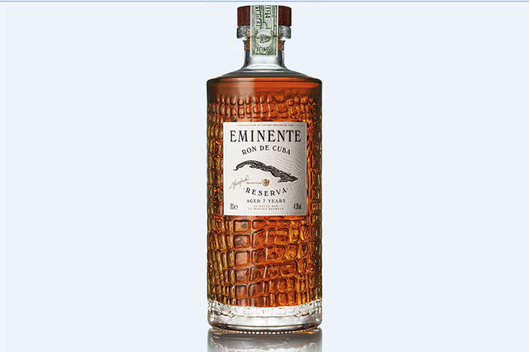 Cuban Rum Eminent : Diamont Award in the Pentawards 2021 global contest.