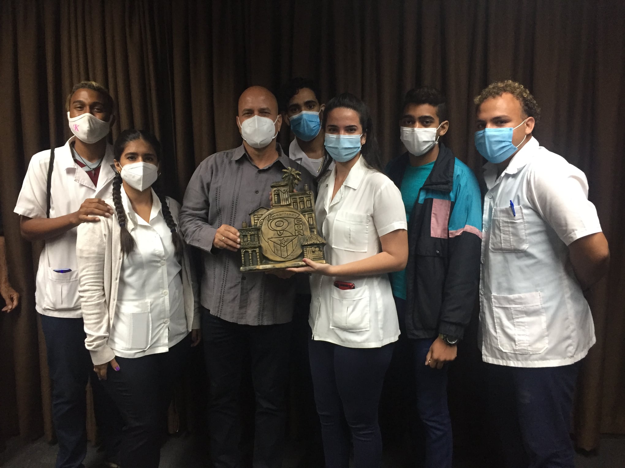 Facultad de Ciencias Médicas de Mayabeque recibe el Premio del Barrio.