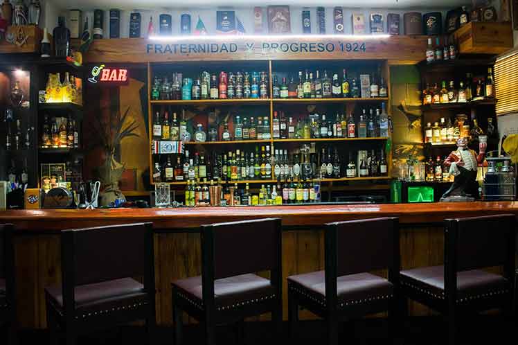 Cantina cubana: tradición y desafíos.