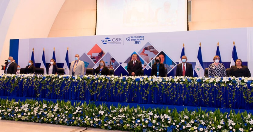 Frente Sandinista lidera elecciones en Nicaragua.
