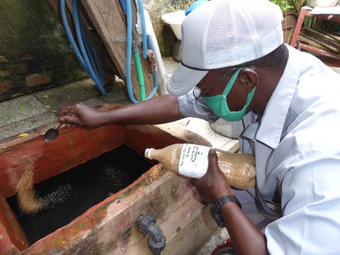 Abatización de depósitos de agua.