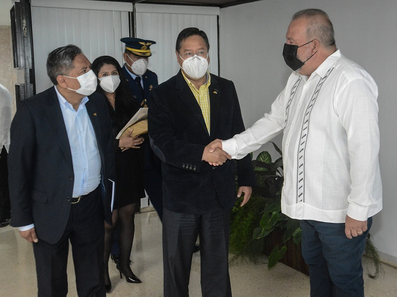 Meeting between the Prime Minister of Cuba, Manuel Marrero and the President of Bolivia, Luis Arce.