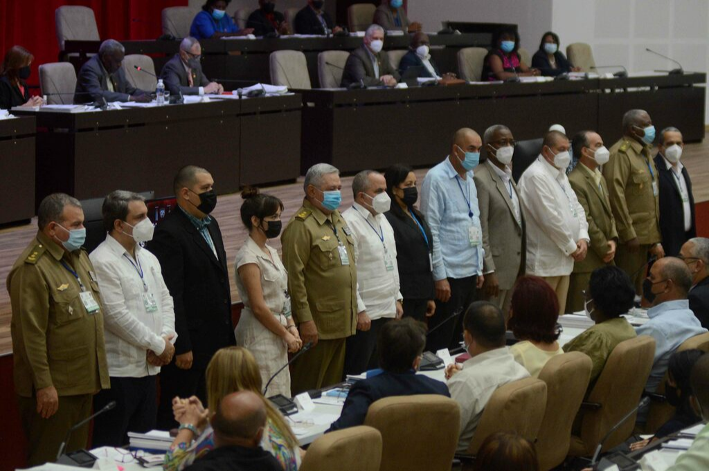 Trece nuevos diputados prestaron juramento. Foto: Radio Habana Cuba