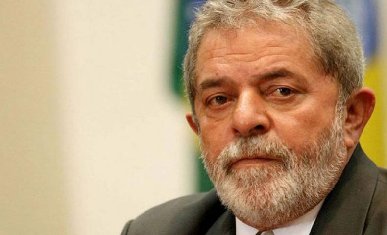 Lidera Lula da Silva encuestas sobre intención de votos.