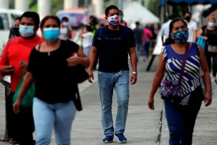 Autoridades sanitarias pronosticaron un repunte de contagios y enfermos de la Covid-19 en Panamá. Foto: Prensa Latina