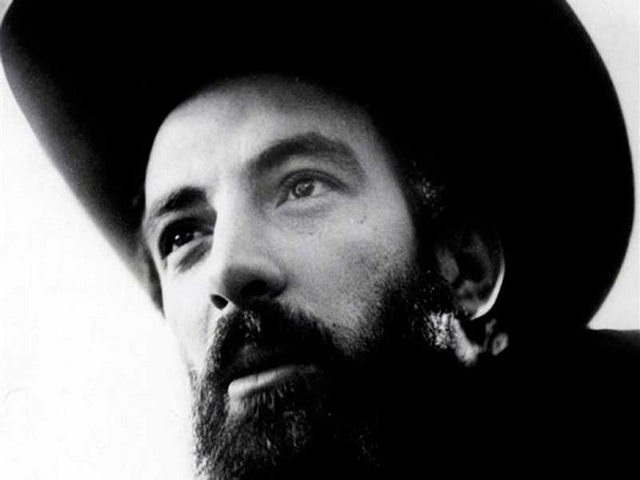 Recuerdan en Cuba el aniversario 90 del natalicio de Camilo Cienfuegos.