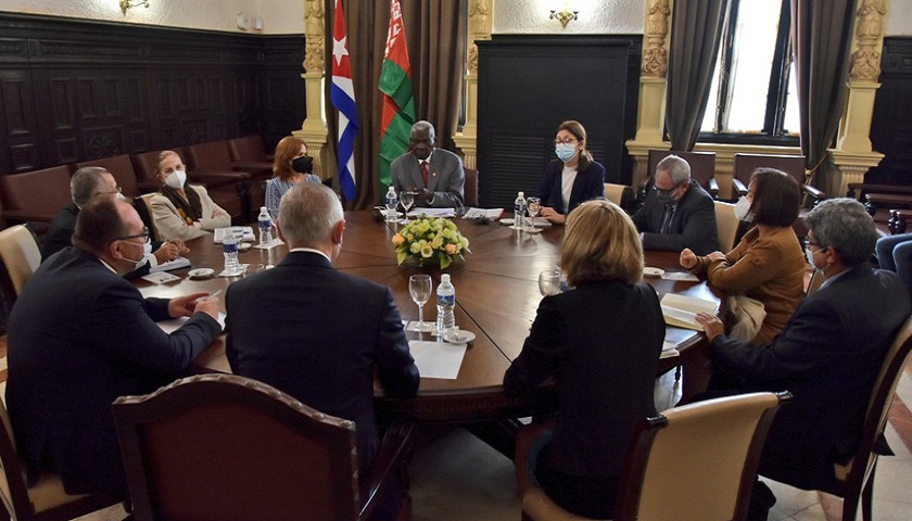 Cuba y Belarús profundizan relaciones interparlamentarias.
