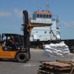 Amplían servicios de transportación marítima con funcionamiento de moderna embarcación.
