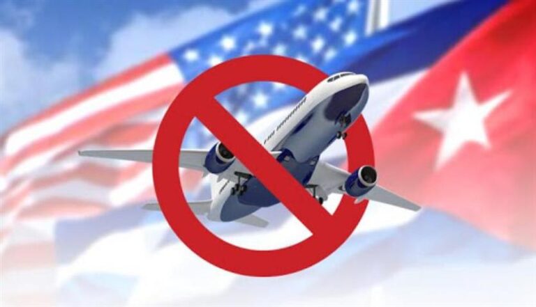 Estados Unidos mantiene limitaciones a conexiones aéreas con Cuba.