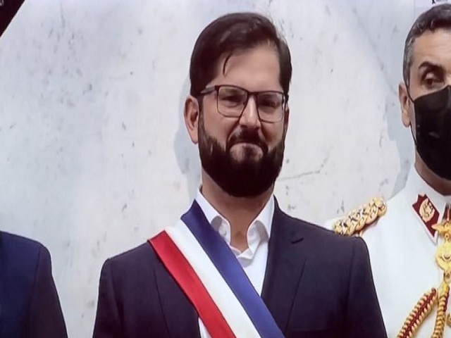 Gabriel Boric jura como nuevo presidente de Chile.
