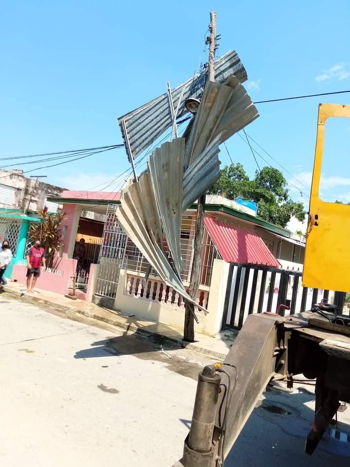 Tormenta local severa en centro urbano de capital de Mayabeque. Foto: Facebook