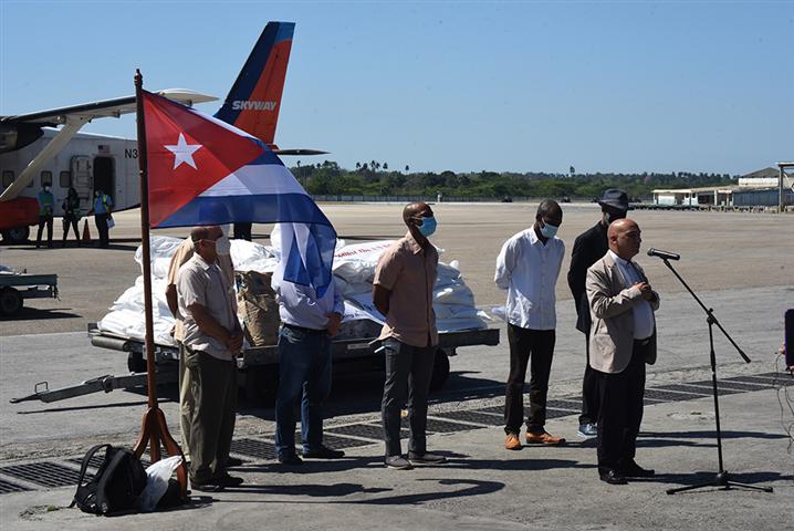 Llega a Cuba donativo de grupos solidarios de Estados Unidos. Foto: Prensa Latina