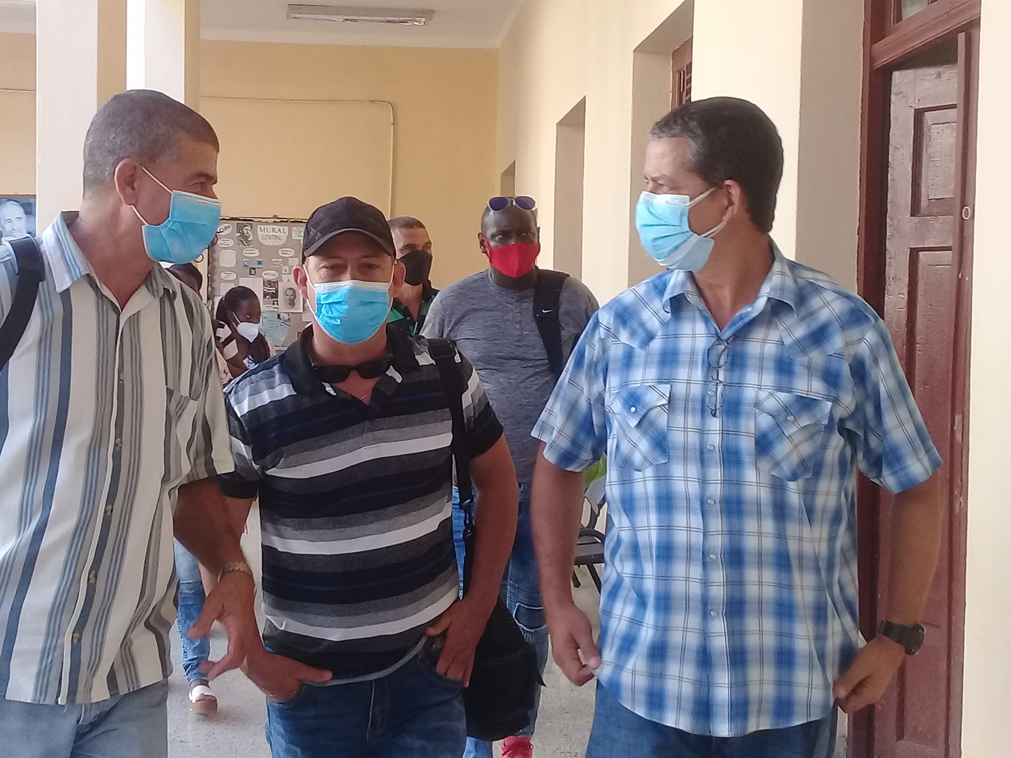 Recorren centros de Mayabeque delegados a la asamblea provincial del partido. Foto: Cortesía de la autora