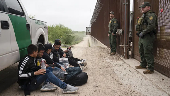 Estados Unidos militariza su frontera con México.