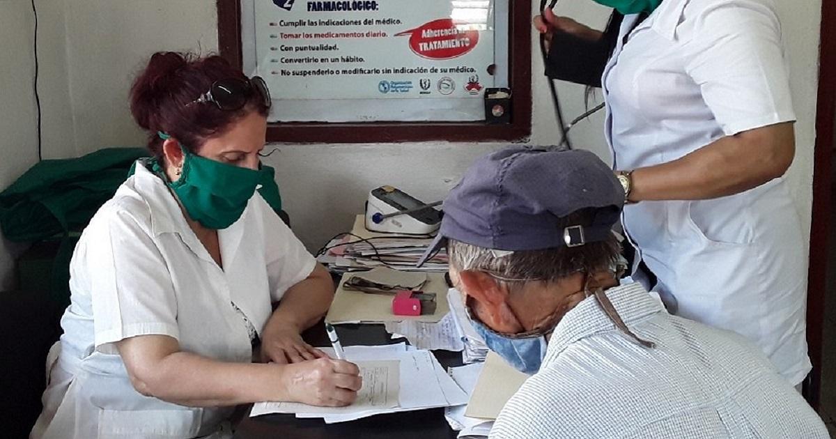 Labor de los consultorios médicos para prevenir enfermedades.