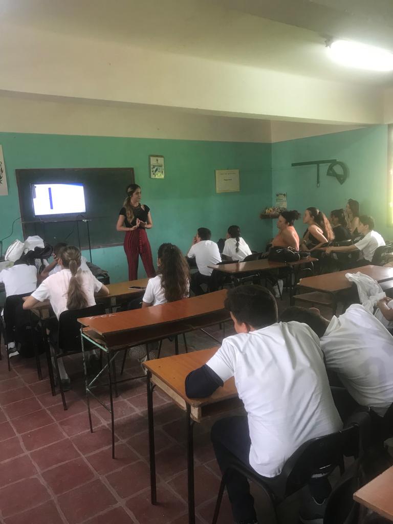 Realizan Taller sobre Sexualidad Educativa en centro docente de Mayabeque.