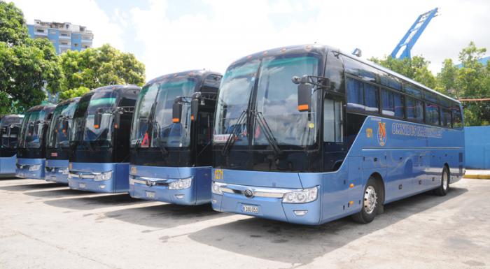 Laboran por la recuperación del transporte en Cuba.