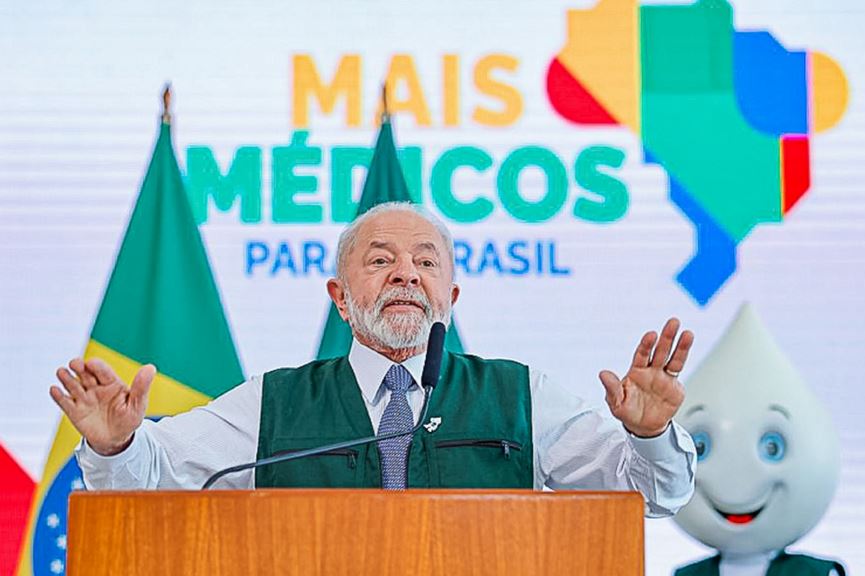 Lula validó y programa Más Médicos de vuelta a Brasil