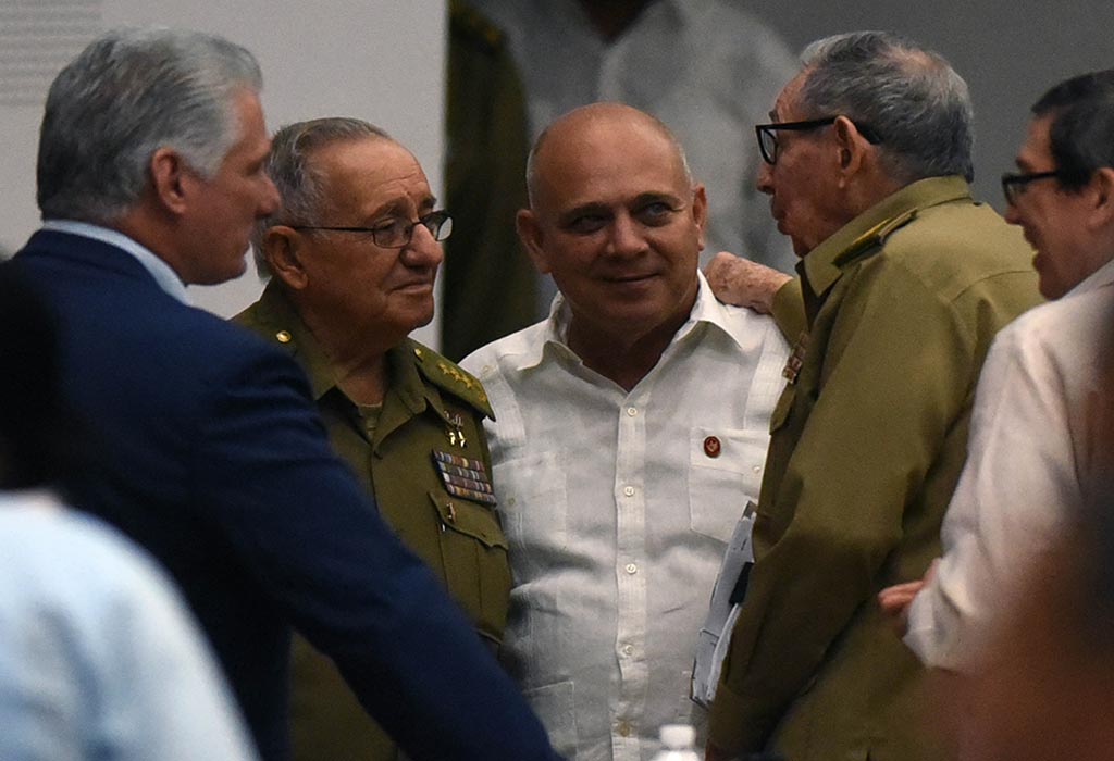Parlamento cubano prosigue debate con la presencia de Raúl Castro y Díaz-Canel foto: Prensa Latina