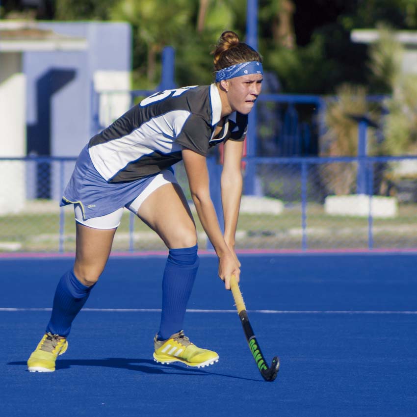 Atleta de hockey sobre césped Yenifer de la Caridad Martínez, de Bejucal.