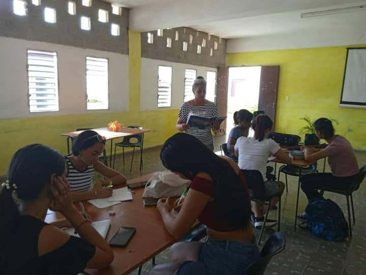 Fortalecen preparación de estudiantes para exámenes de ingreso a la Educación Superior. Foto: Facebook