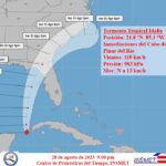 Idalia continúa su movimiento al norte