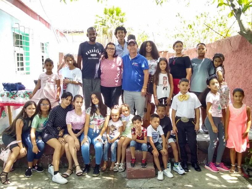 Niños de la Casa de la Décima de Mayabeque.