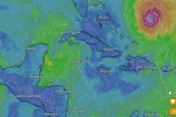 Depresión Tropical 10 con lento movimiento al este de Yucatán. Foto: Prensa Latina