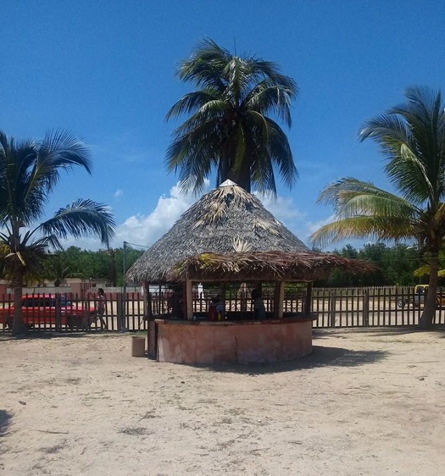 Avanzan acciones constructivas en balneario La Playita en Batabanó.